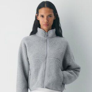 Aritzia TNA POLARTEC® Thermal Pro™ Mock Neck Hi-Hip Zip-Up | Sold Out at Aritzia